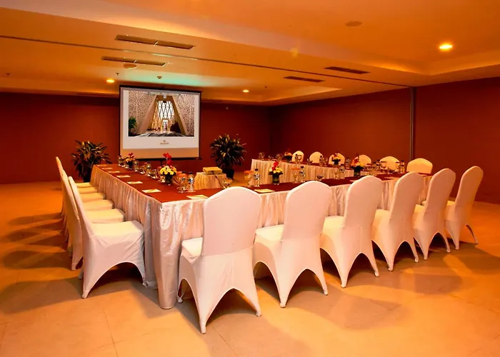 Ananta Hotel
